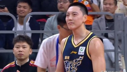 九游体育-谁能最终上岸？胡明轩庞峥麟郭艾伦竞争CBA全明星南区首发白热化