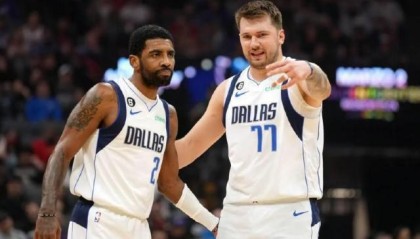 惨遭绝杀排名跌至第八 独行侠境遇凸显西部残酷